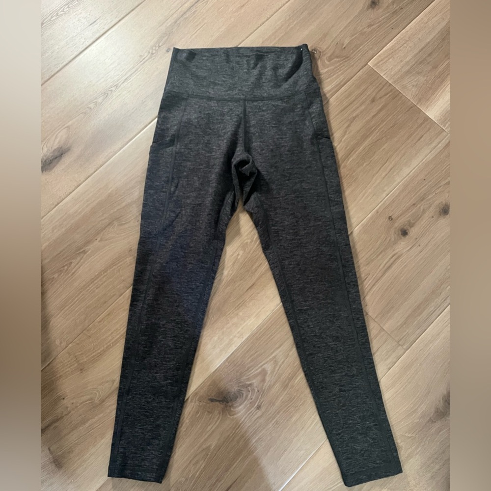 Aerie heathered grey leggings! Great condition!!